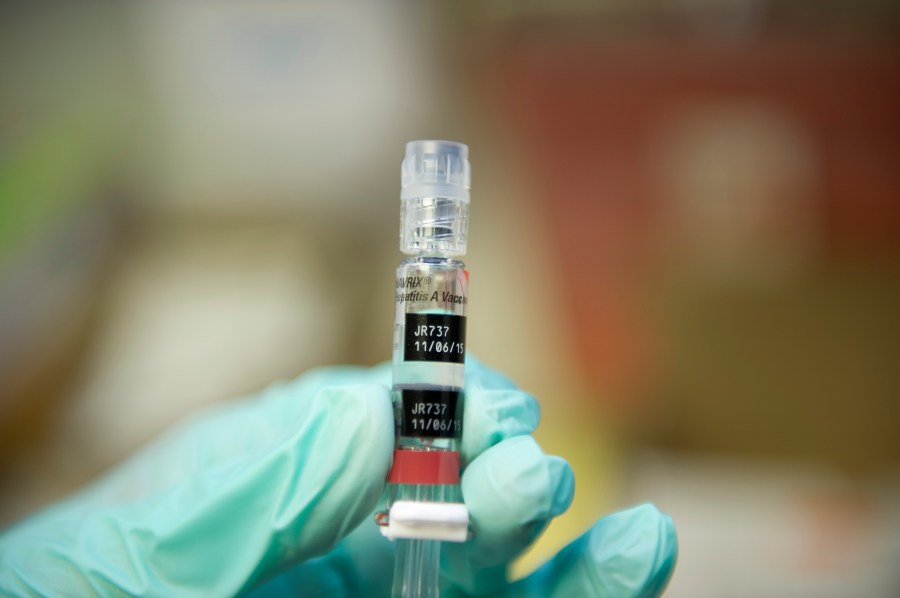 A nurse loads a syringe with a vaccine against Hepatitis A at a free immunization clinic in Lynwood, California Aug. 27, 2013. (Credit: ROBYN BECK/AFP/Getty Images)