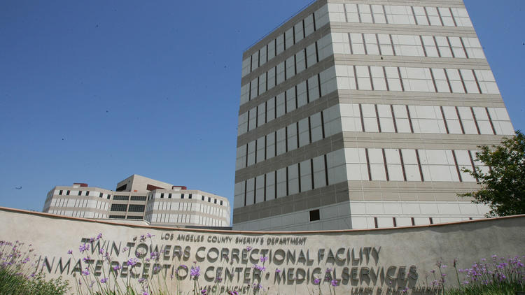 The Twin Towers Correctional Facility in downtown Los Angeles is seen in June 2007. (Robyn Beck / AFP/ Getty Images)