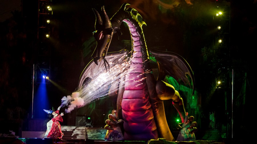 Disneyland Fantasmic