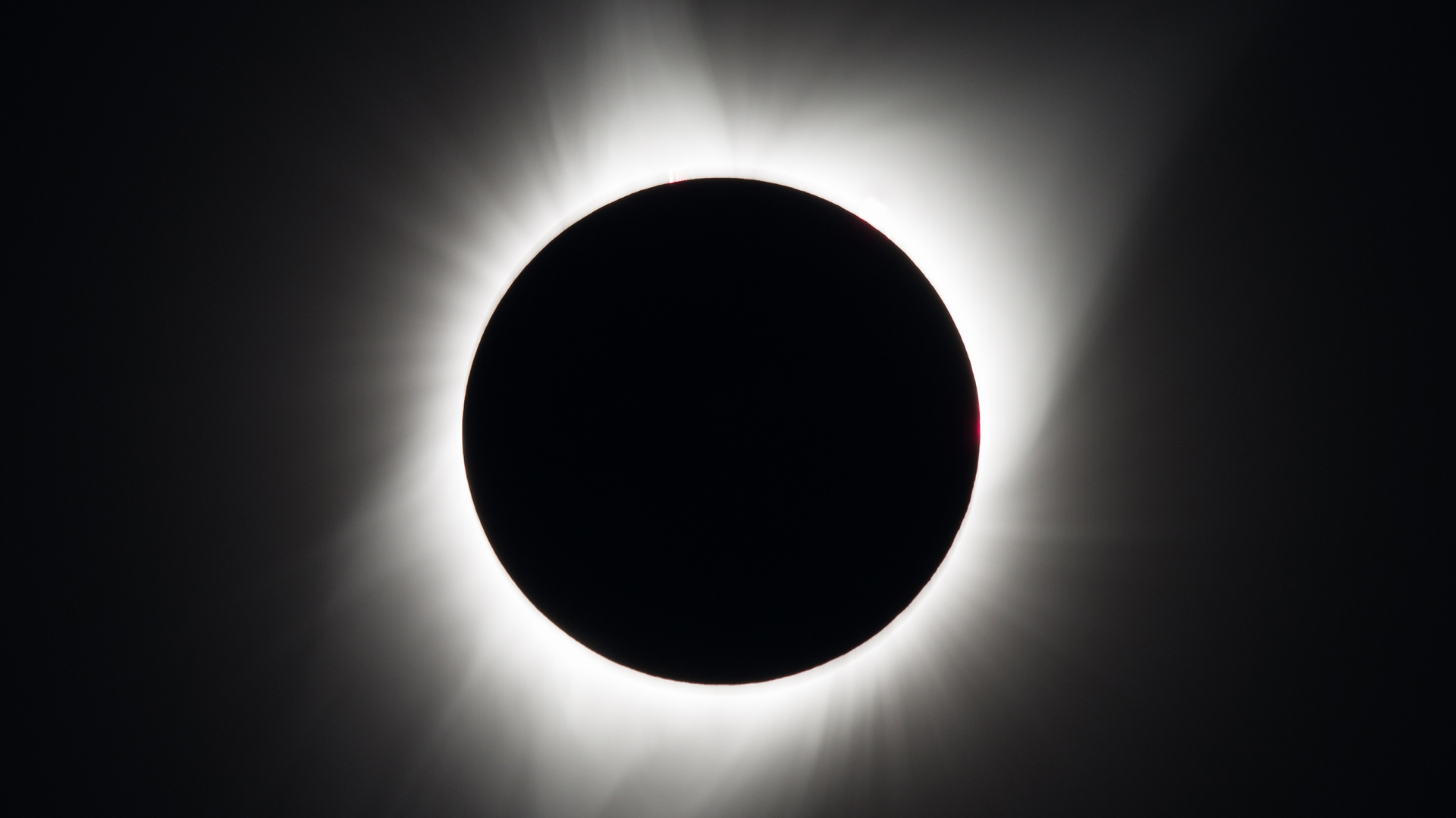 In this NASA handout, A total solar eclipse is seen on August 21, 2017 above Madras, Oregon. (Credit: Aubrey Gemignani/NASA via Getty Images)