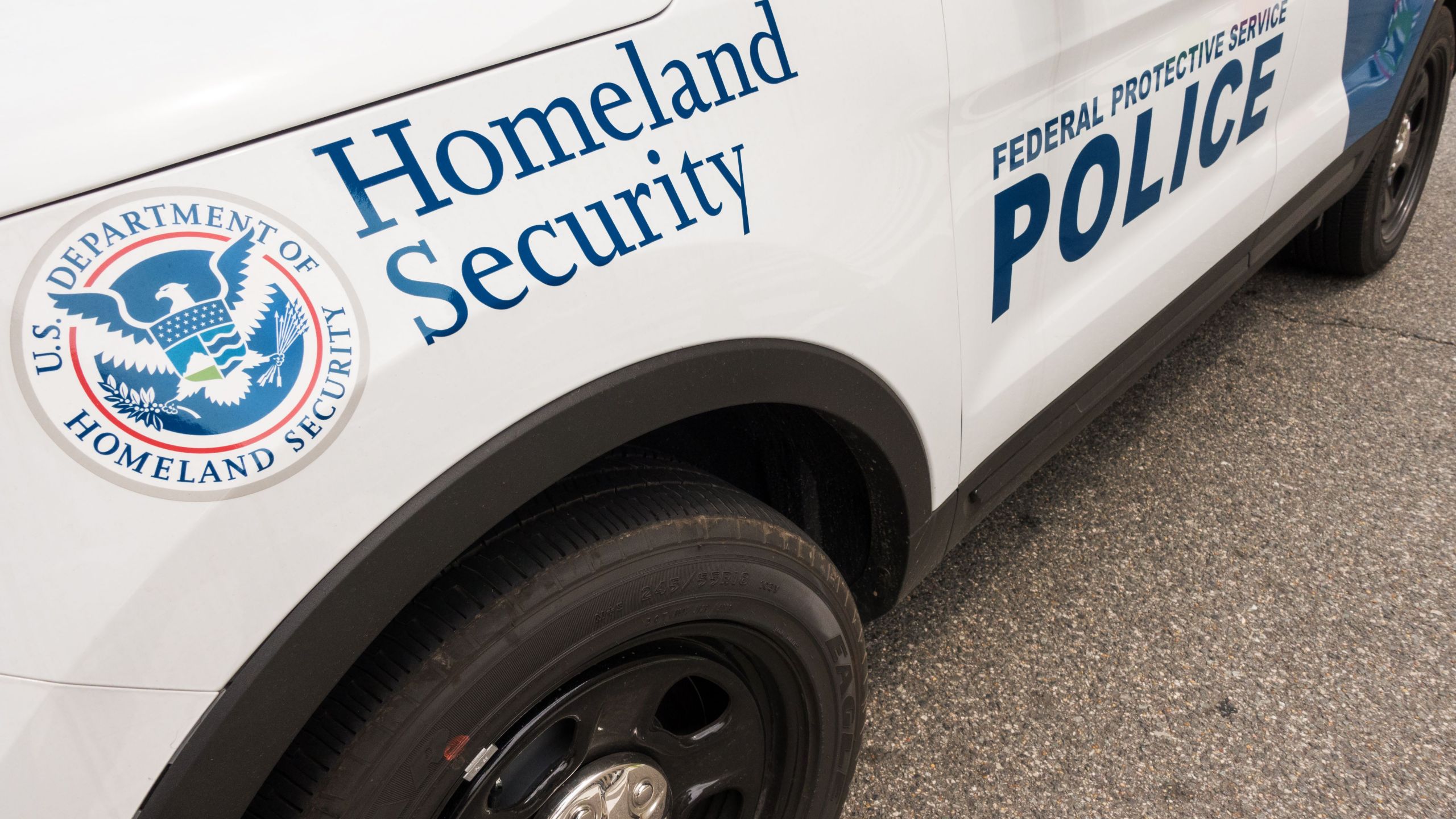 A patrol car with the Department of Homeland Security is seen in Washington, D.C. on July 27, 2017. (Credit: Paul J. Richards/AFP/Getty Images)