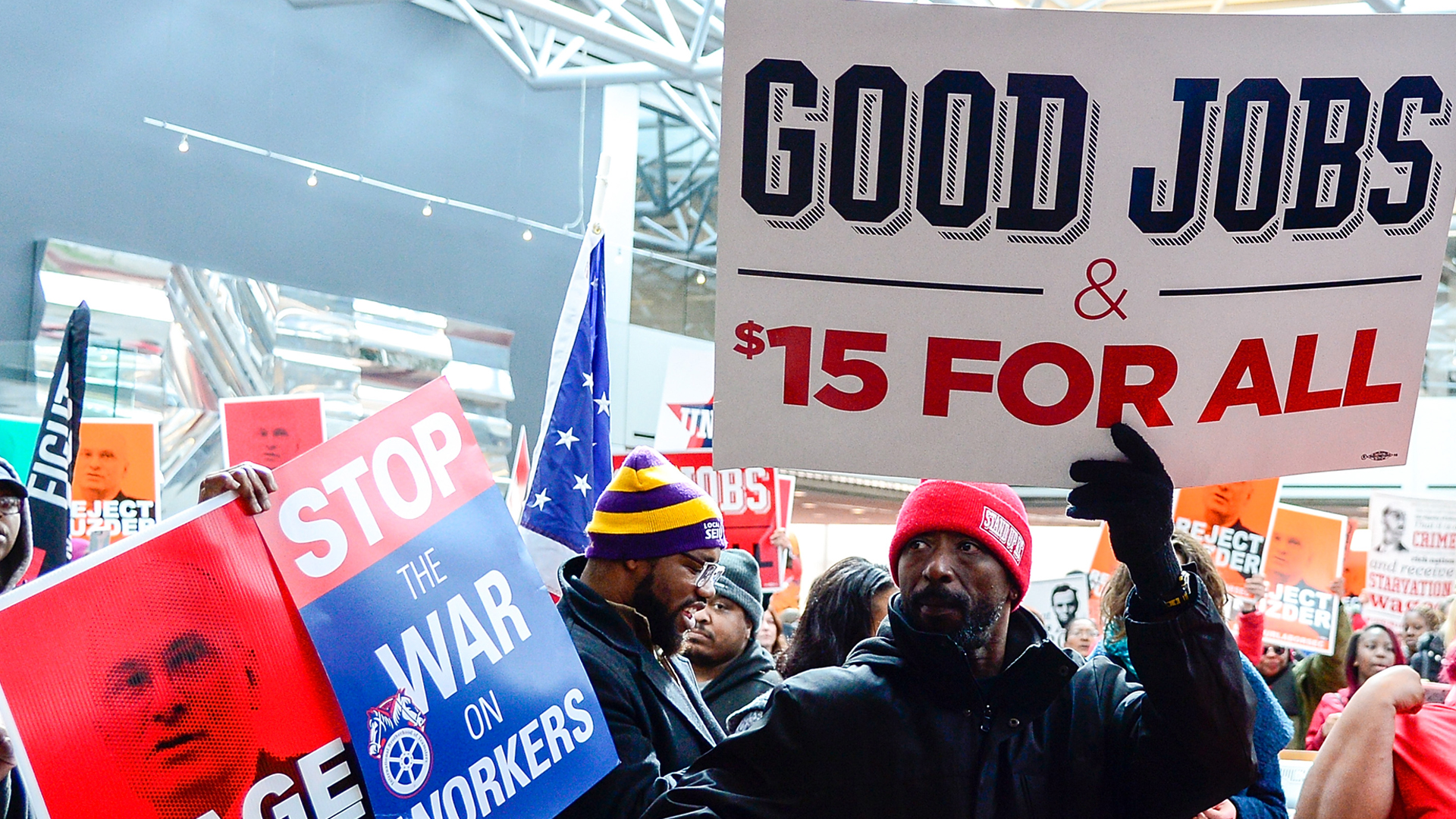 Protesters rally for higher working wages on February 13, 2017, in Kansas City, Missouri. (Credit: Jeff Curry/Getty Images)