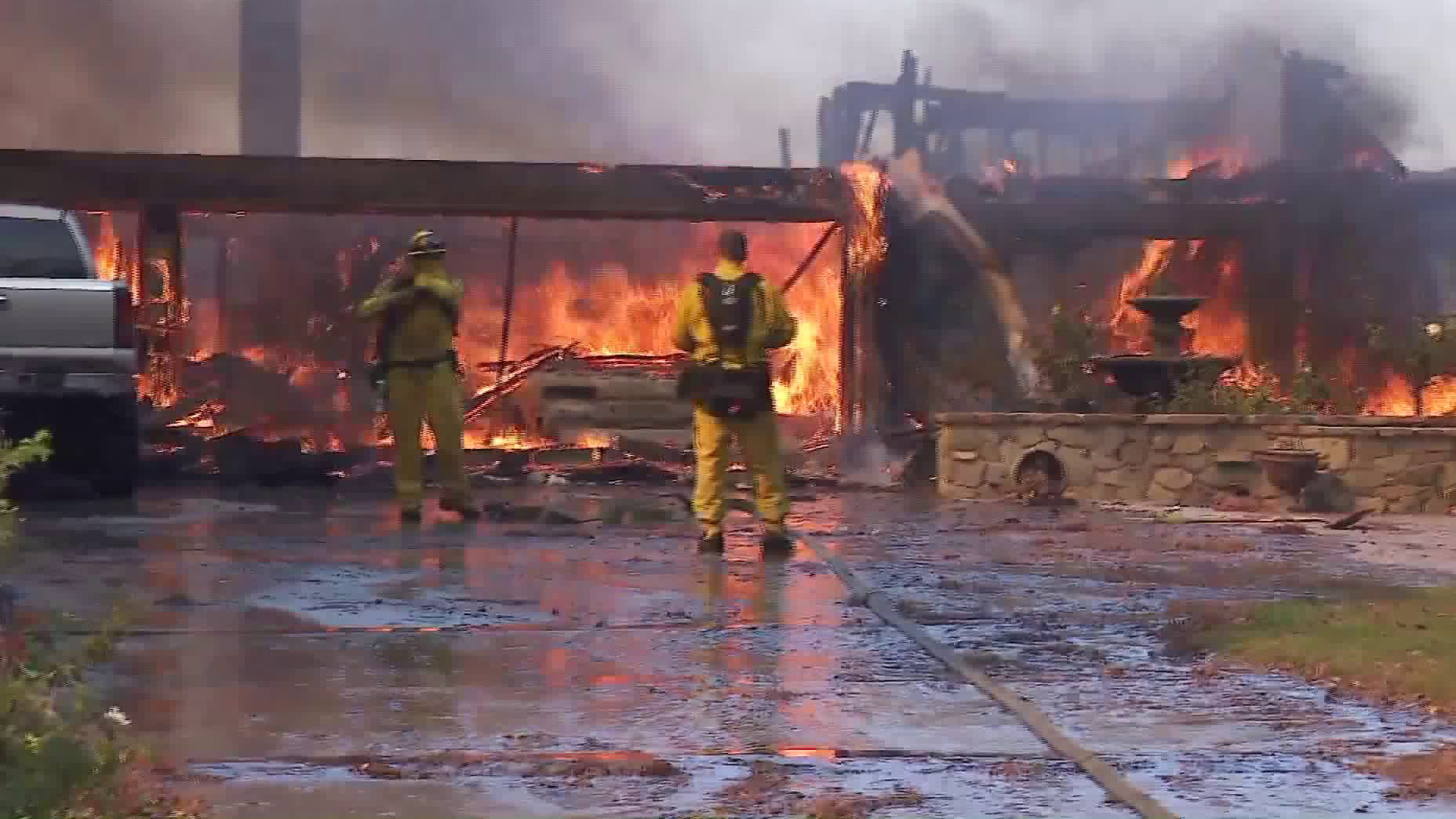 A home in Anaheim Hills appears to be destroyed during the Canyon Fire 2 on Oct. 9, 2017. (Credit: KTLA)