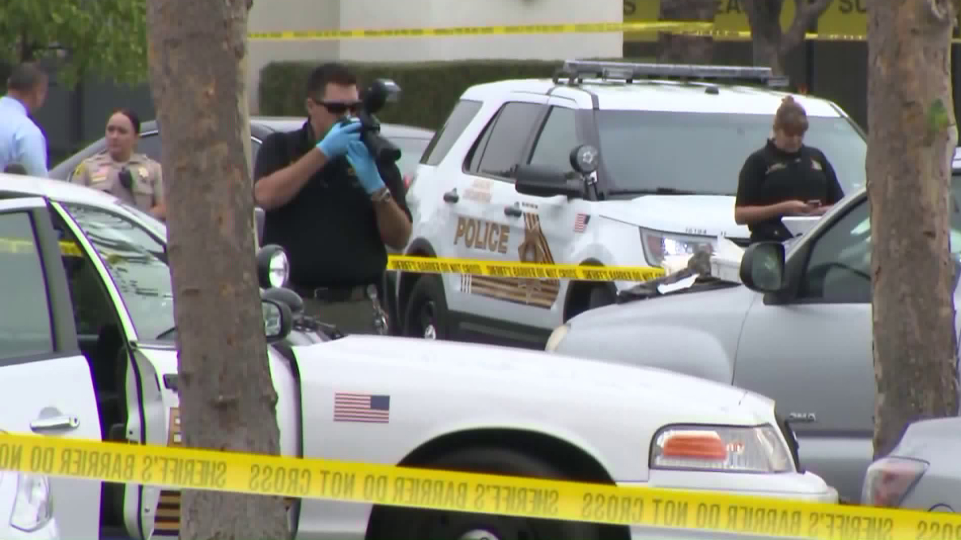 Sheriff's officials investigate after a sergeant was stabbed outside a Hobby Lobby in Rancho Cucamonga on Oct. 30, 2017. (Credit: KTLA)