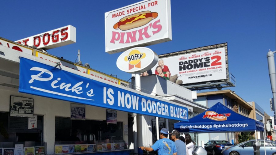 Pink's Hot Dogs painted in Dodgers blue is shown in a Twitter image. (Credit: Pink's Hot Dogs)