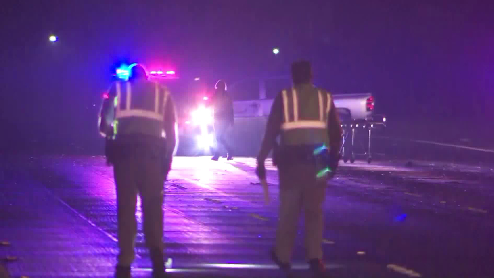 Investigators respond to the scene of a fatal crash on the 60 Freeway in Diamond Bar on Nov. 26, 2017. (Credit: KTLA)