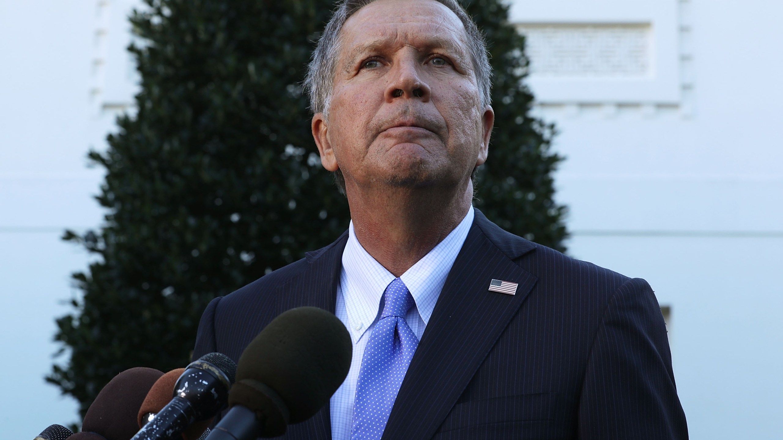 Ohio Governor John Kasich speaks to members of the media outside the West Wing November 10, 2016 at the White House in Washington, DC. (Credit: Alex Wong/Getty Images)