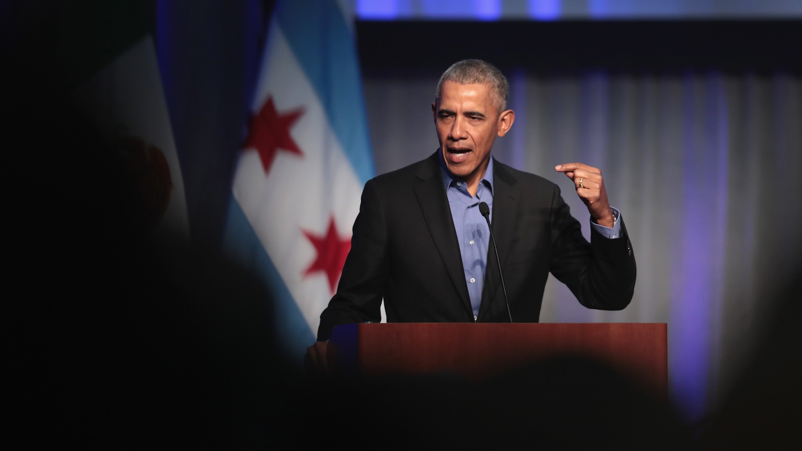 Former president Barack Obama speaks to a gathering of more than 50 mayors and other guests during the North American Climate Summit on Dec. 5, 2017, in Chicago. (Credit: Scott Olson / Getty Images)