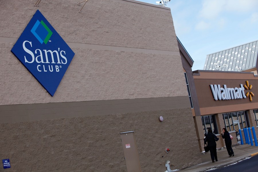 A Sam's Club store sits next to a Walmart store in Rolling Meadows, Illinois on Jan. 12, 2010.(Credit: Scott Olson/Getty Images)