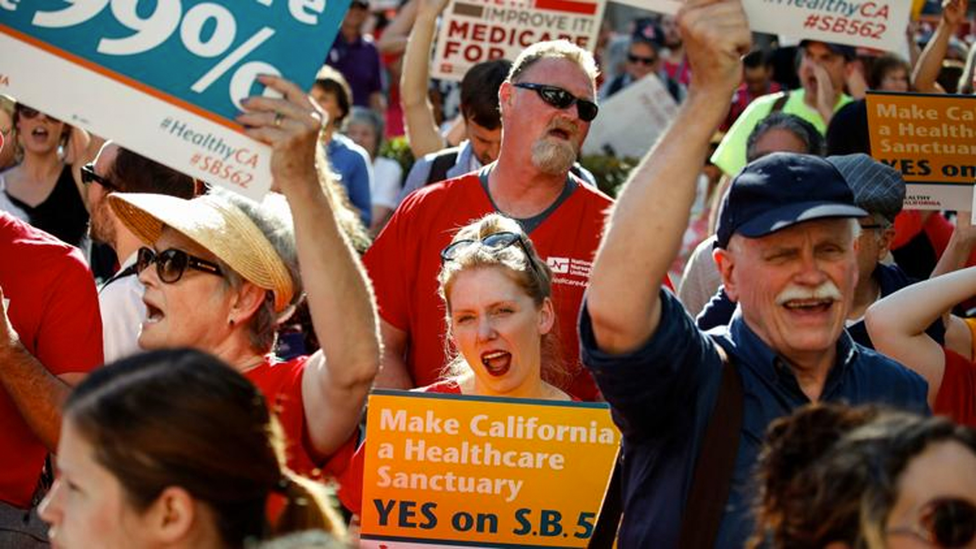 Several hundred people in Sacramento marched in support of a single-payer healthcare system on May 19, 2017. (Credit: Jay L. Clendenin / Los Angeles Times)