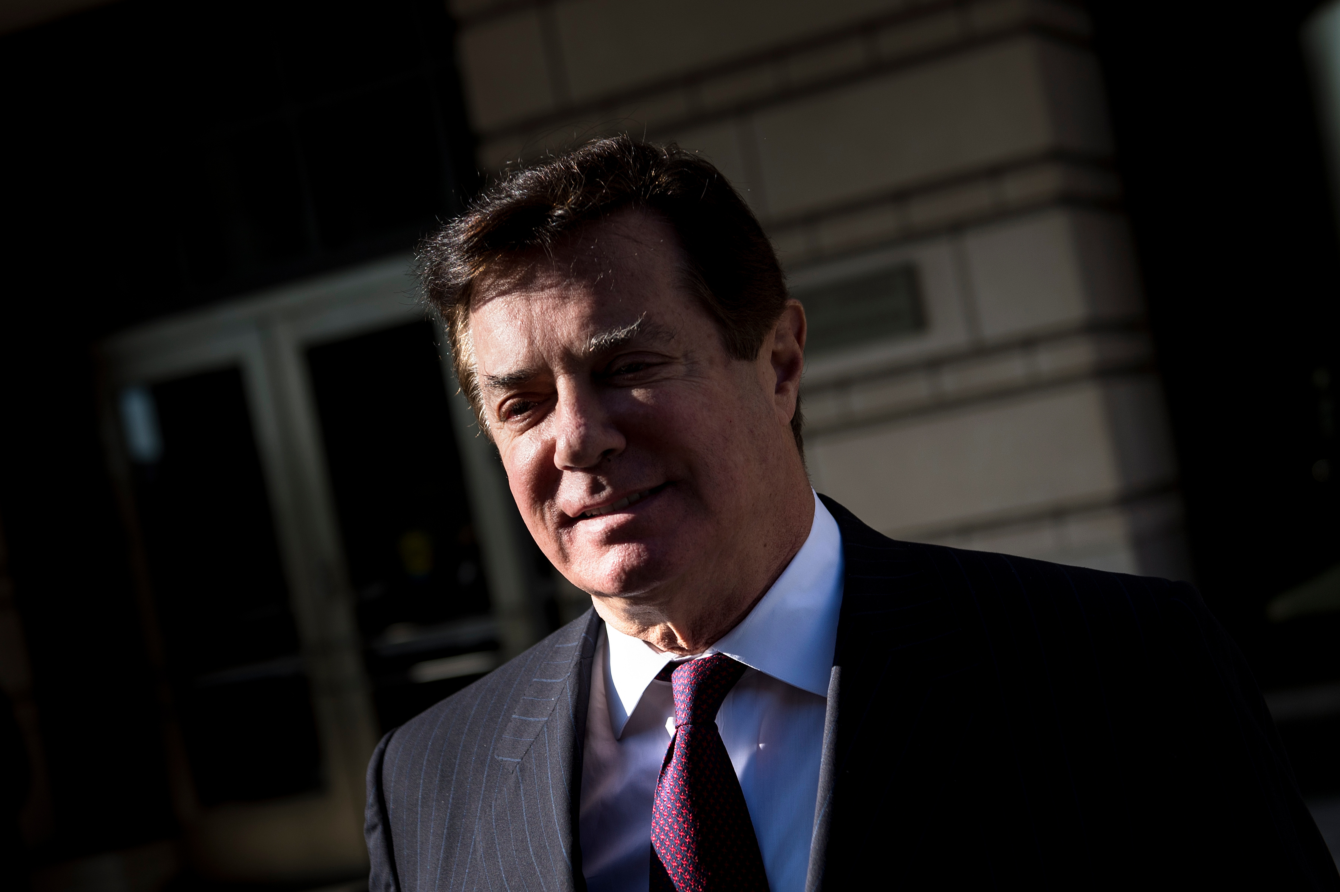 Former Trump campaign chairman Paul Manafort leaves Federal Court on Dec. 11, 2017 in Washington, D.C. (Credit: BRENDAN SMIALOWSKI/AFP/Getty Images)