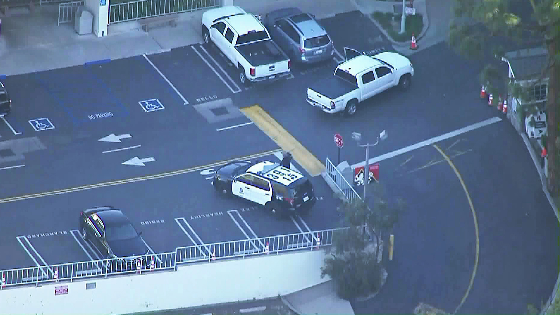 A patrol vehicle is seen at Harvard-Westlake’s Studio City campus after classes were canceled on Feb. 23, 2018. (Credit: KTLA)