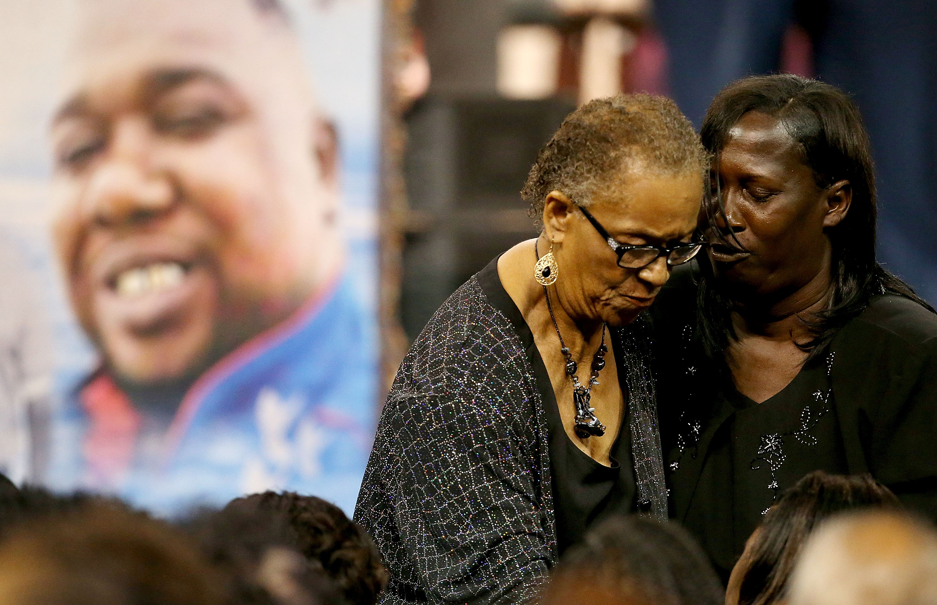 Friends and family pay their respects as they attend the funeral of Alton Sterling at Southern University on July 15, 2016 in Baton Rouge, Louisiana. (Credit: Sean Gardner/Getty Images)