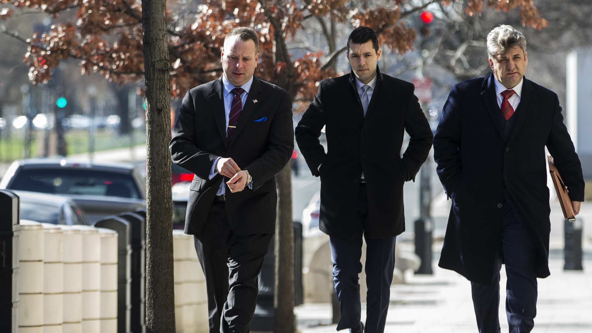 Former Trump Campaign Advisor Sam Nunberg, left, arrives at the U.S. District Courthouse on March 9, 2018 in Washington, DC. Nunberg was due to appear at the courthouse as part of the Special Counsel Robert Mueller's probe. (Credit: Zach Gibson/Getty Images)