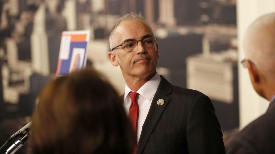 Los Angeles City Councilman Mitch O'Farrell attends a City Hall news conference in February 2018. (Credit: Allen J. Schaben / Los Angeles Times)