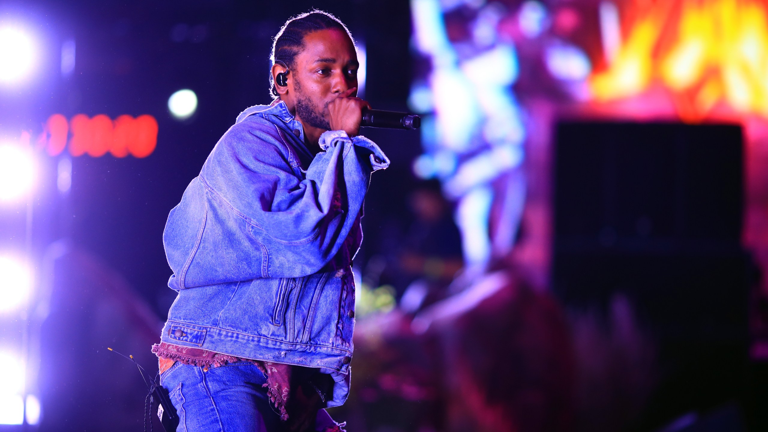 Kendrick Lamar performs onstage with SZA during the 2018 Coachella Valley Music And Arts Festival in Indio on April 13, 2018. (Credit: Christopher Polk / Getty Images)