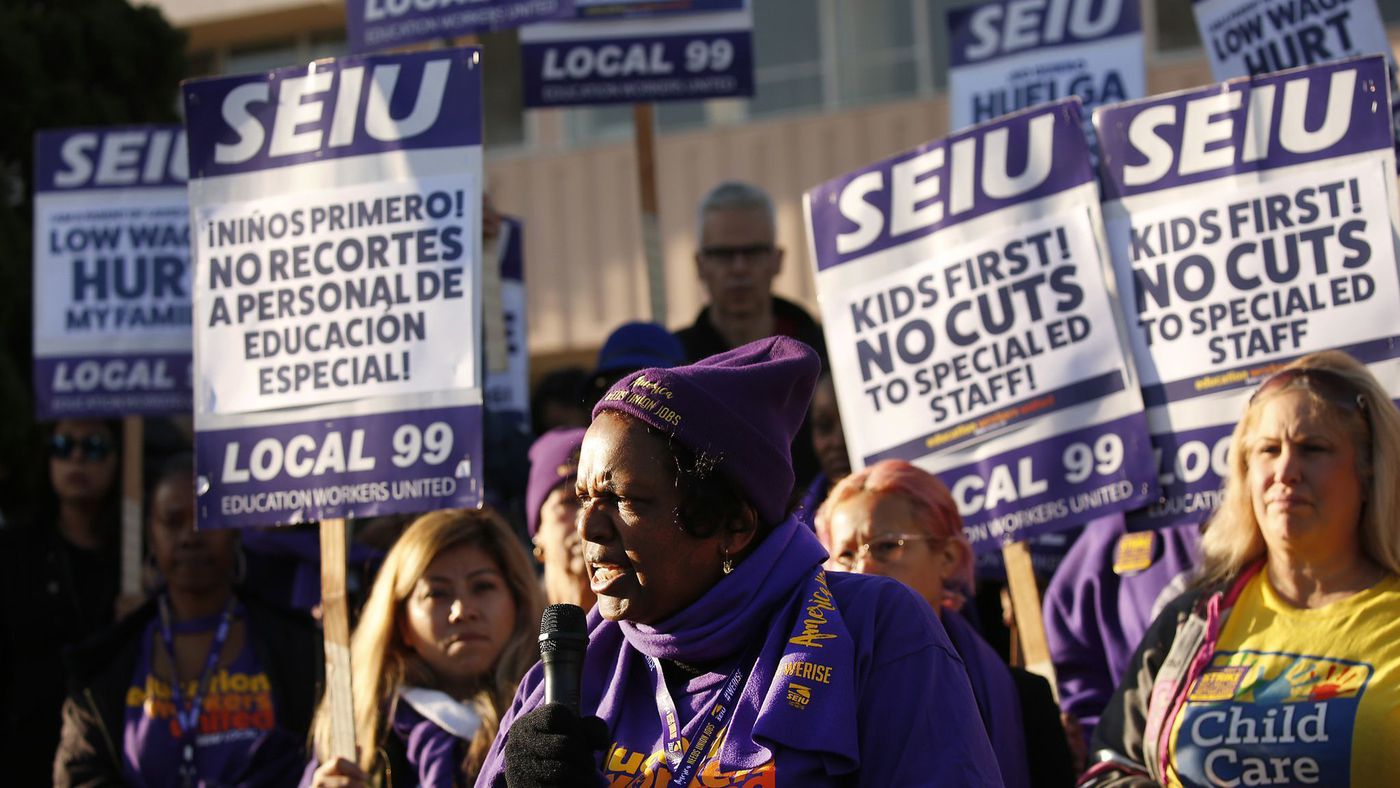 L.A. school district employees participate in a protest in February 2018. (Credit: Al Seib / Los Angeles Times)