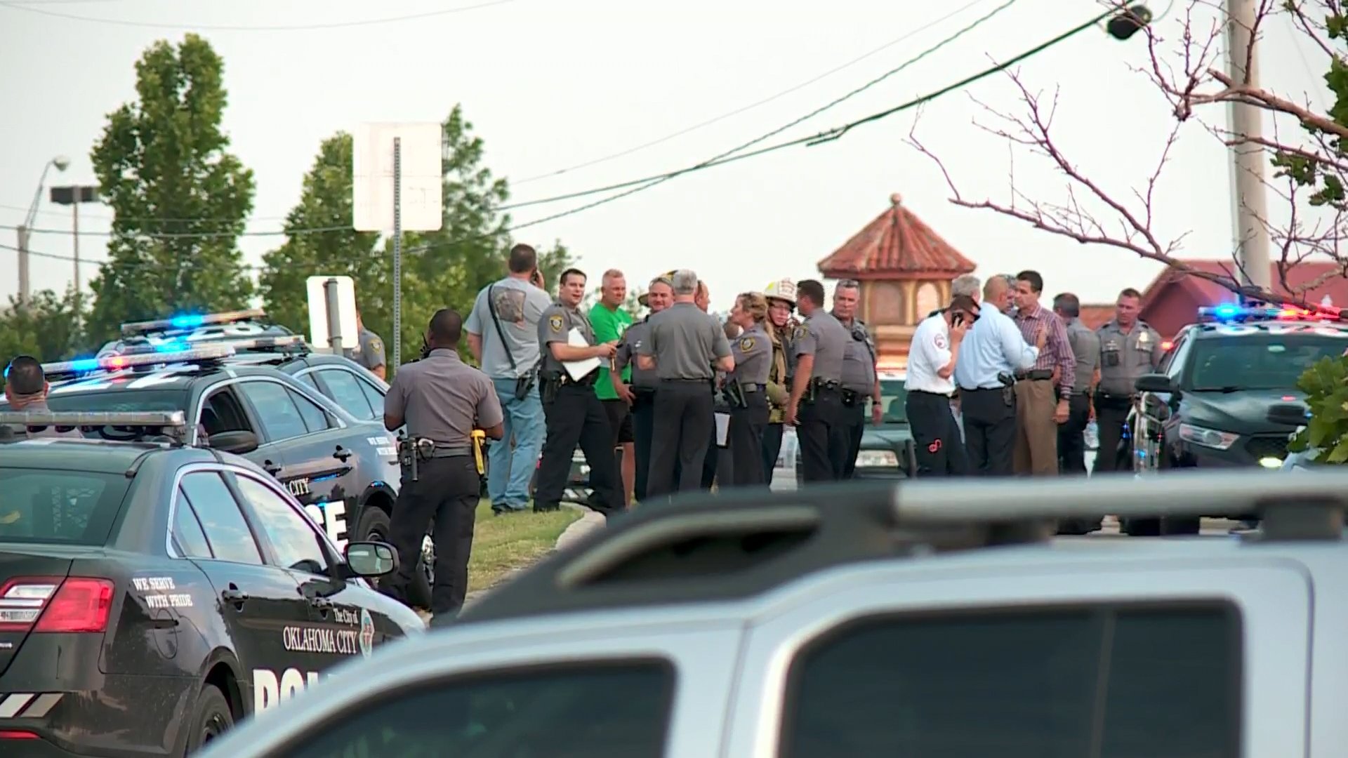 Police in Oklahoma City investigate a shooting on May 24, 2018, at a restaurant in Oklahoma City, Oklahoma. (Credit: KFOR via CNN)