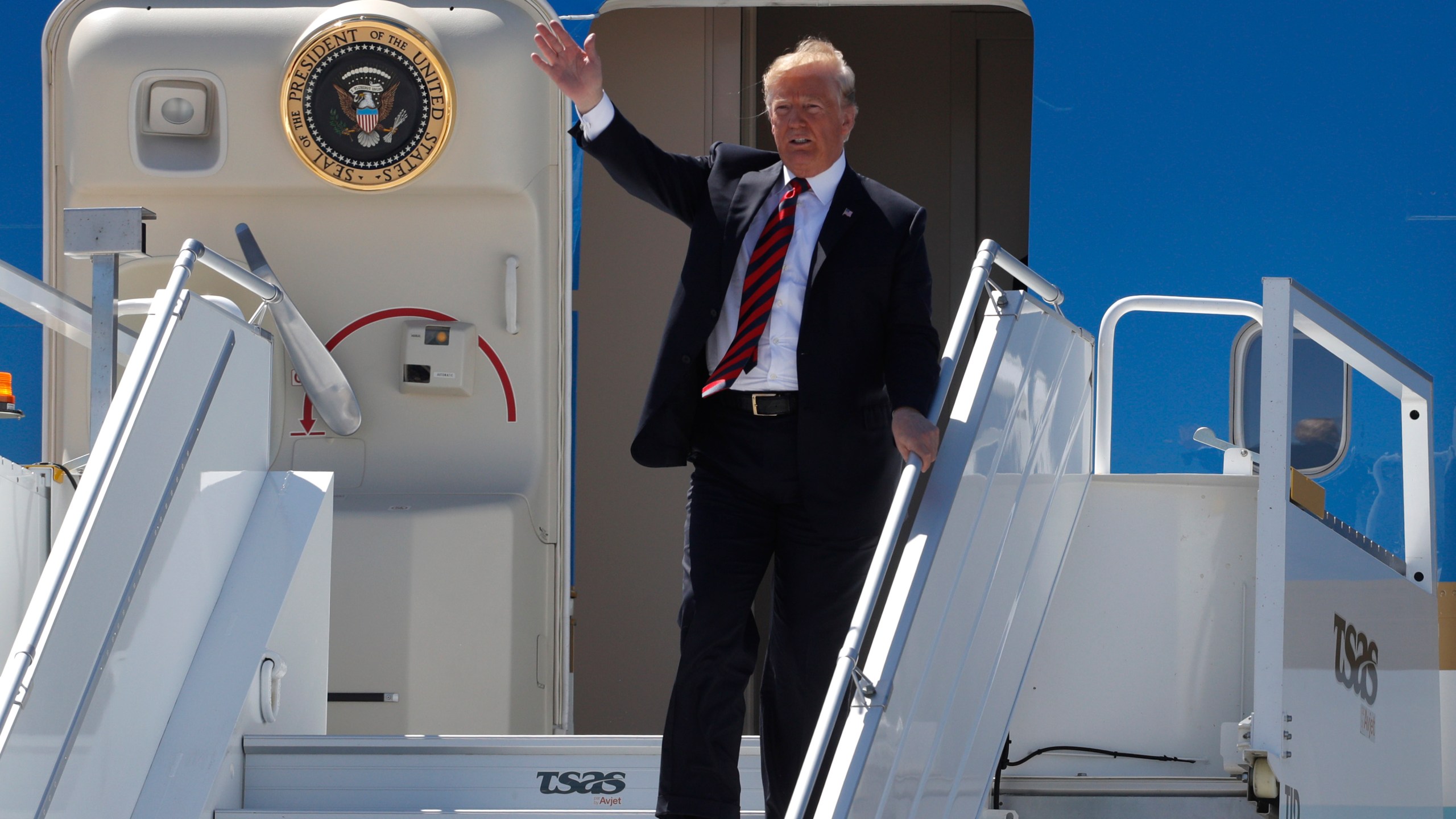 Donald Trump arrives at Canadian Forces Base Bagotville, Canada, on June 8, 2018. (Credit: LARS HAGBERG/AFP/Getty Images)