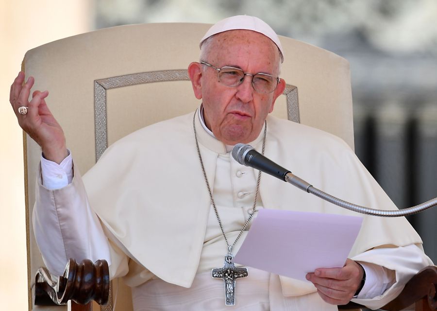 Pope Francis addresses faithfuls in St Peters square at the Vatican during his weekly general audience on June 20, 2018. (Credit: VINCENZO PINTO/AFP/Getty Images)