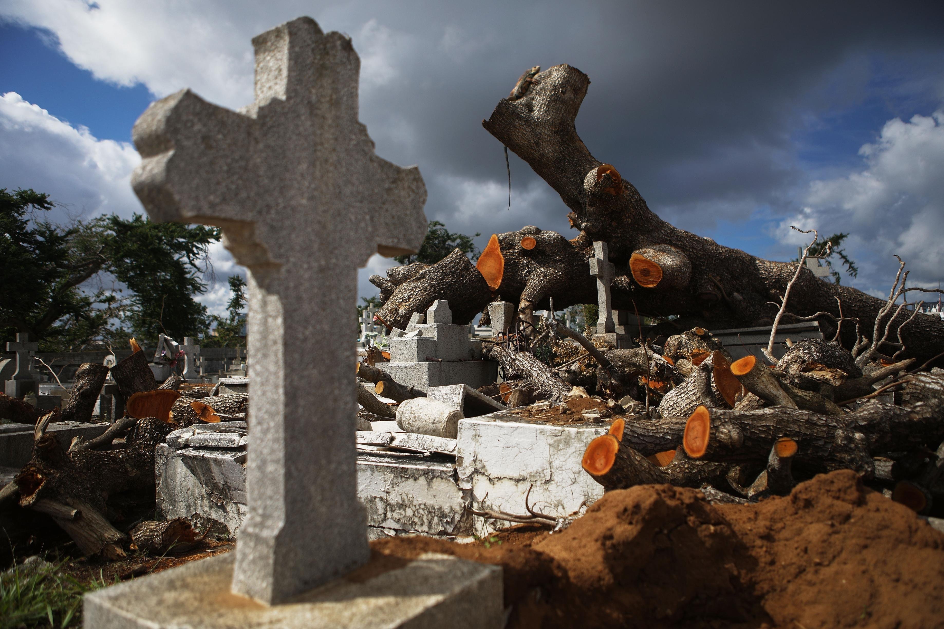 Deaths on Puerto Rico spiked sharply around the time Hurricane Maria devastated the US territory, newly released data from the island's government show -- perhaps dovetailing with assertions that the government's official storm death toll is far too low. (Credit: Mario Tama/Getty Images)