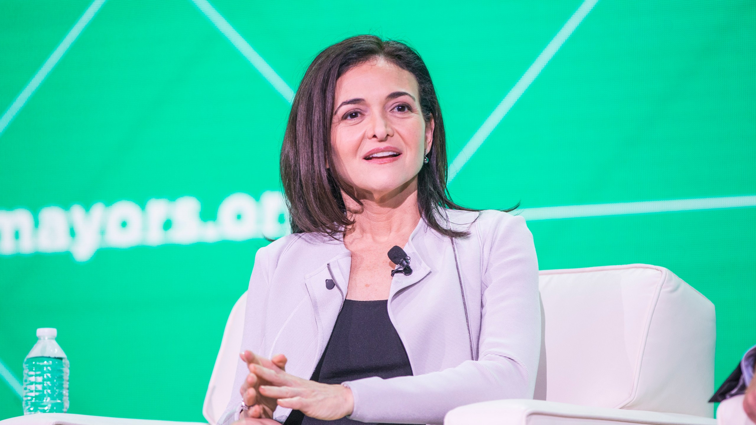 Facebook COO Sheryl Sandberg speaks at the U.S. Conference of Mayors on June 8, 2018 in Boston, Massachusetts. (Credit: Scott Eisen/Getty Images)