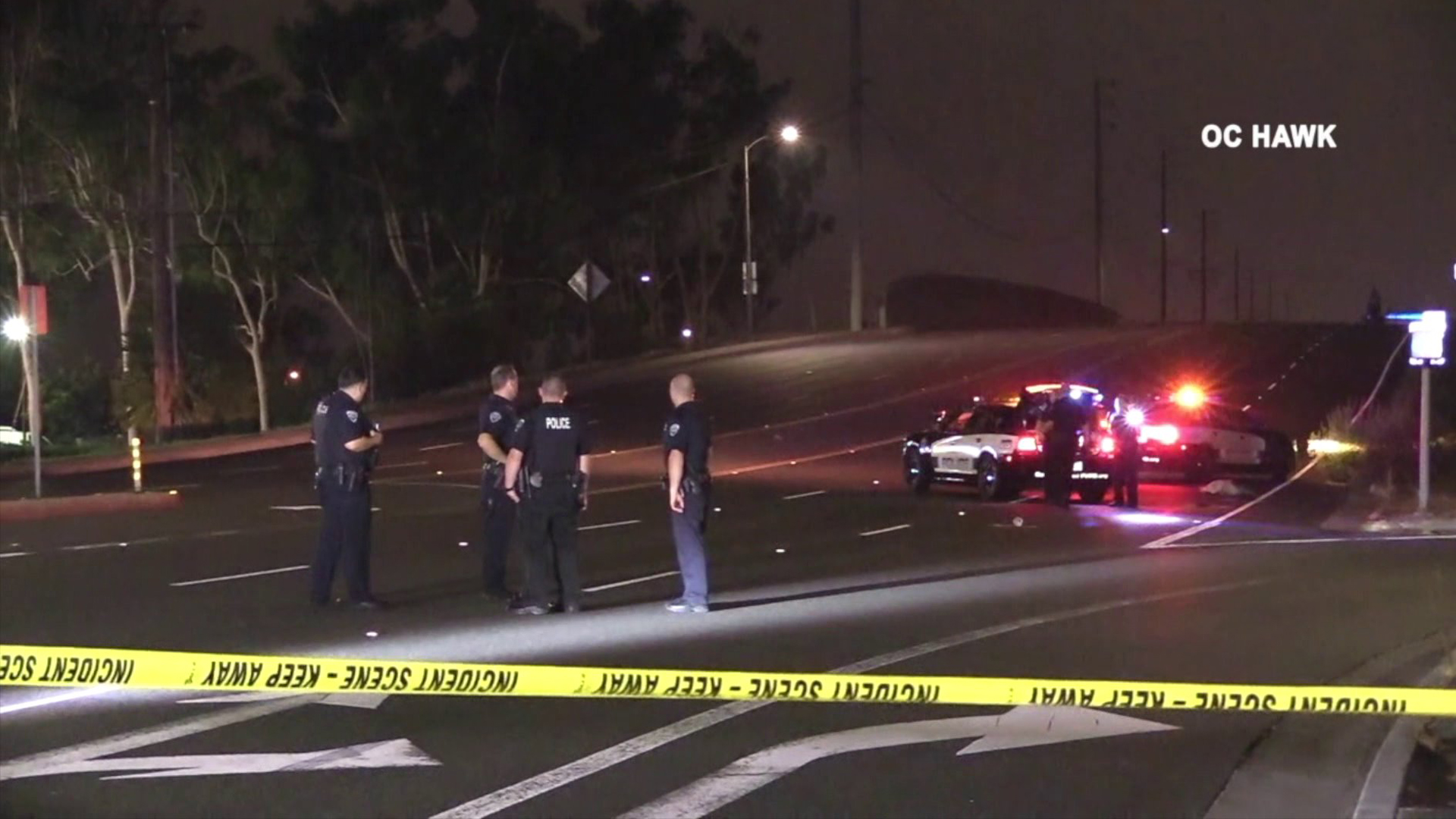 Authorities investigate a fatal hit and run crash in Fountain Valley on Aug. 27, 2018. (Credit: OC Hawk)