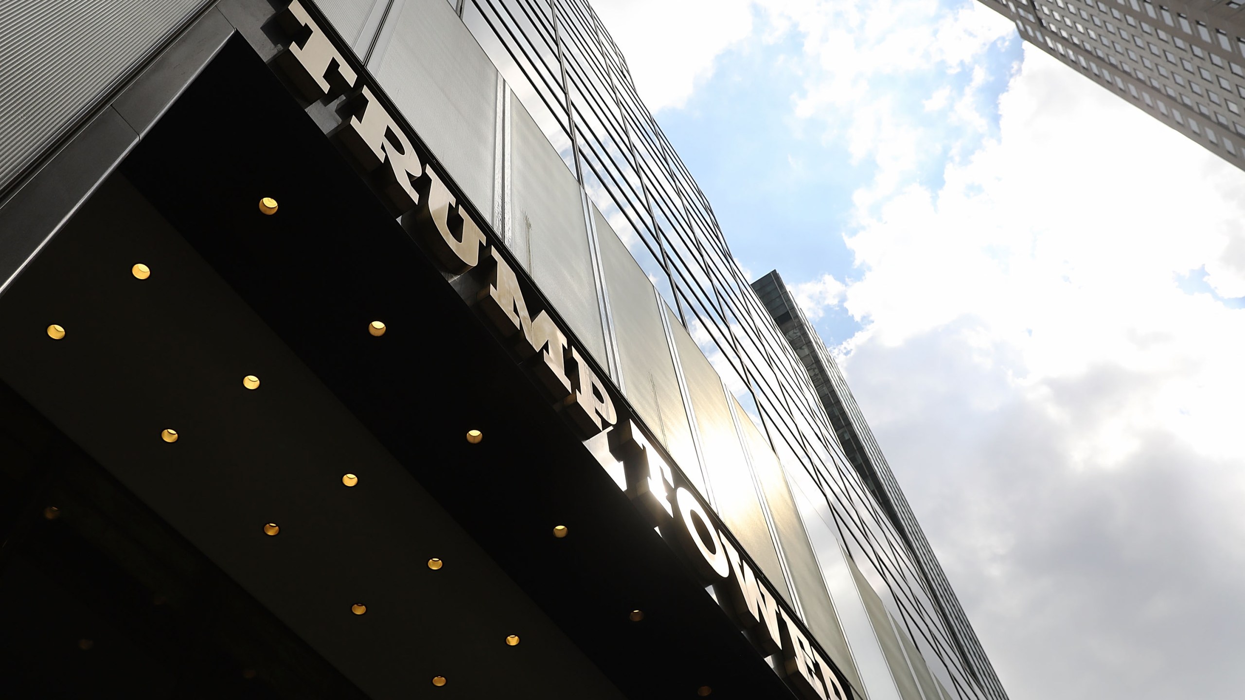 Trump Tower stands in lower Manhattan after it re-opened following the departure of US President Donald Trump on Aug. 16, 2017. (Credit: Spencer Platt/Getty Images)