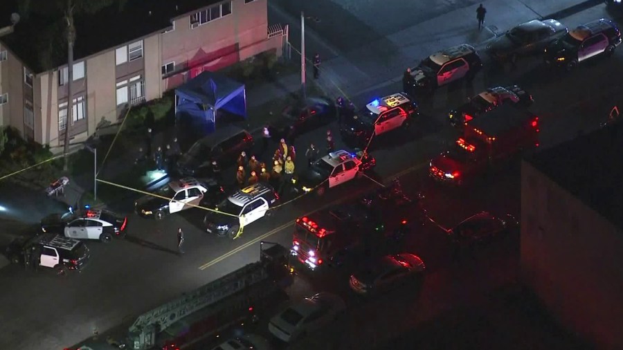 There was a large public safety response as authorities investigated the scene of a fatal shooting in Baldwin Hills on Oct. 23, 2018. (Credit: KTLA)