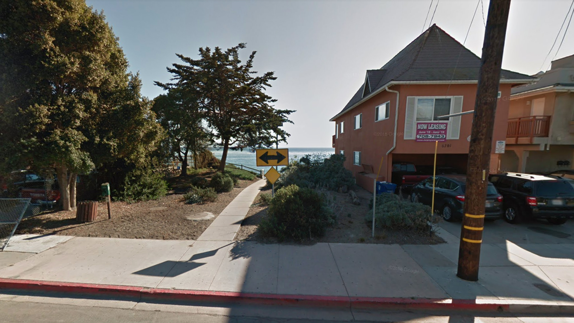 The Camino Del Sur beach access in Isla Vista, pictured in a Google Street View image in November of 2017.