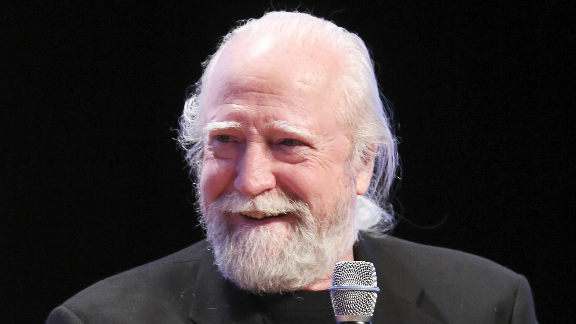 Actor Scott Wilson speaks at a panel discussion following the screening of 'The Walking Dead' on Feb. 8, 2014, in Atlanta. (Credit: Catrina Maxwell/Getty Images for SCAD)