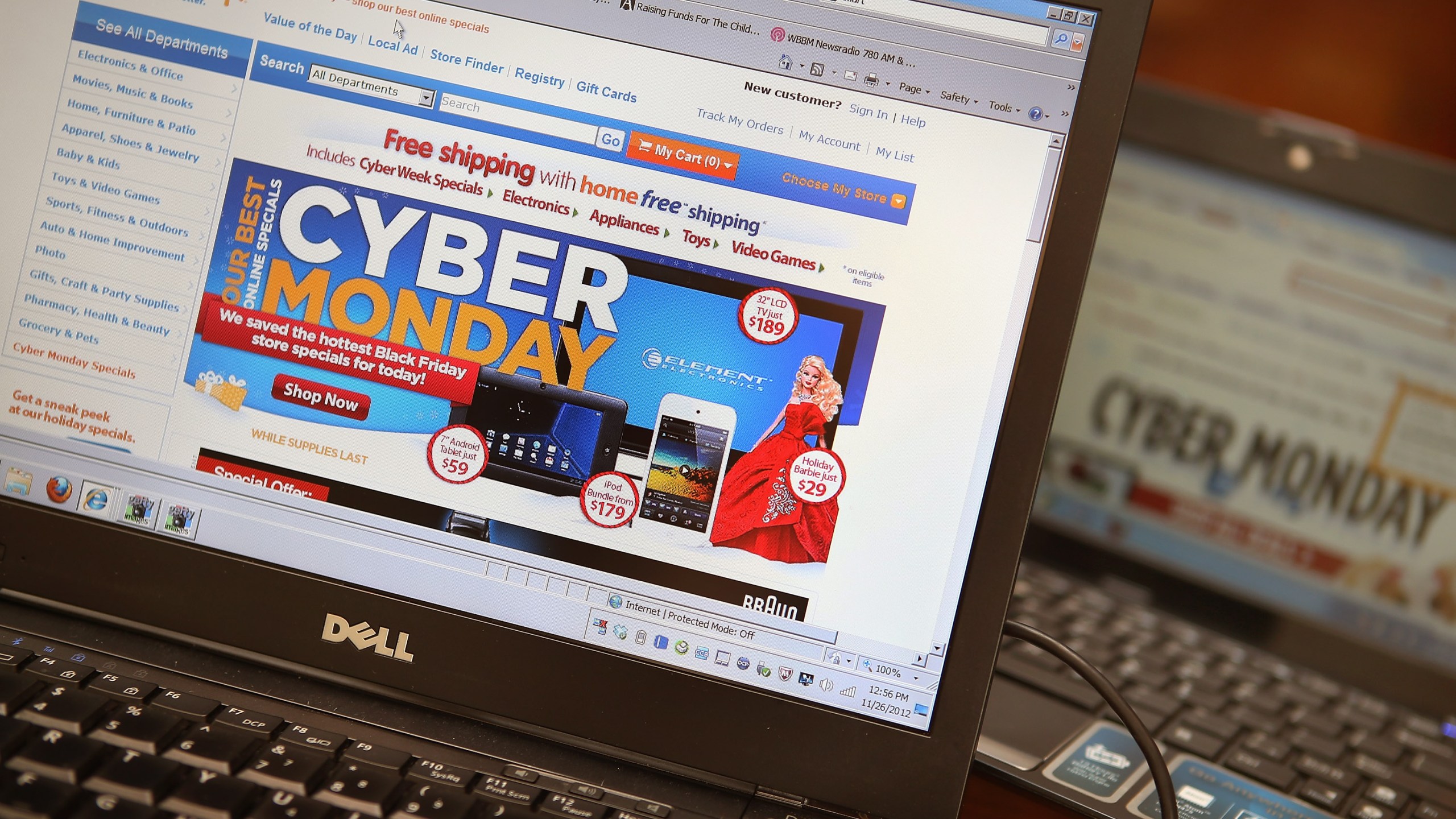 Retailers advertise Cyber Monday deals on their websites on November 26, 2012 in Chicago, Illinois. (Credit: Scott Olson/Getty Images)