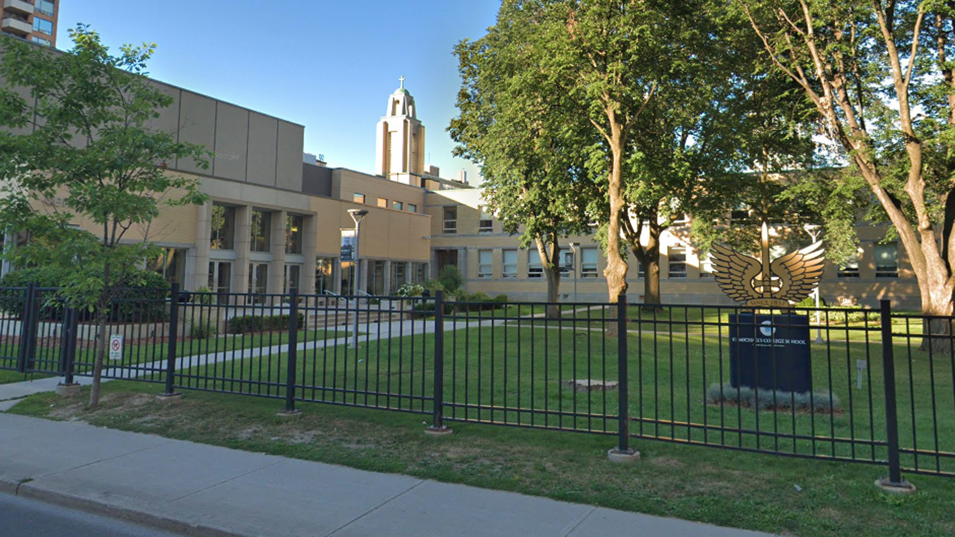 St. Michael's College School in Toronto is seen in a Google Maps image.