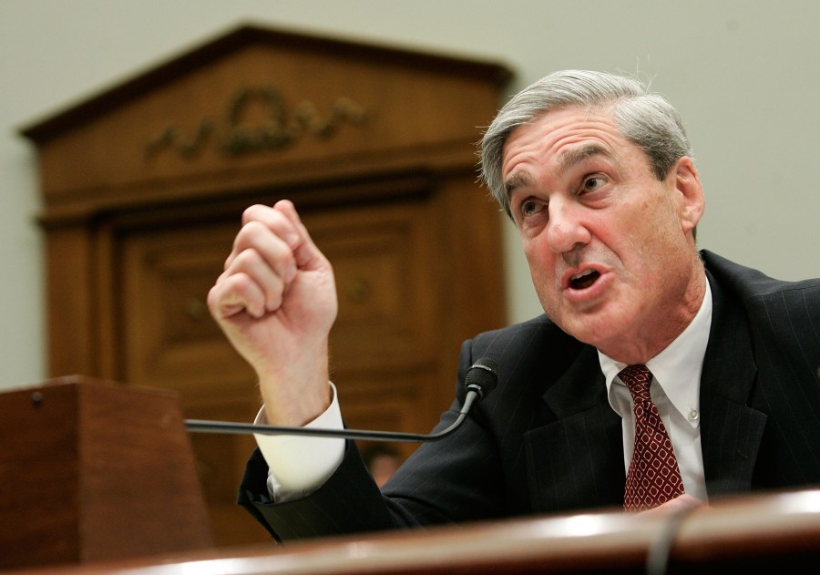 FBI Director Robert Mueller testifies during a hearing before the House Judiciary Committee July 26, 2007, on Capitol Hill in Washington, D.C. (Credit: Alex Wong/Getty Images)