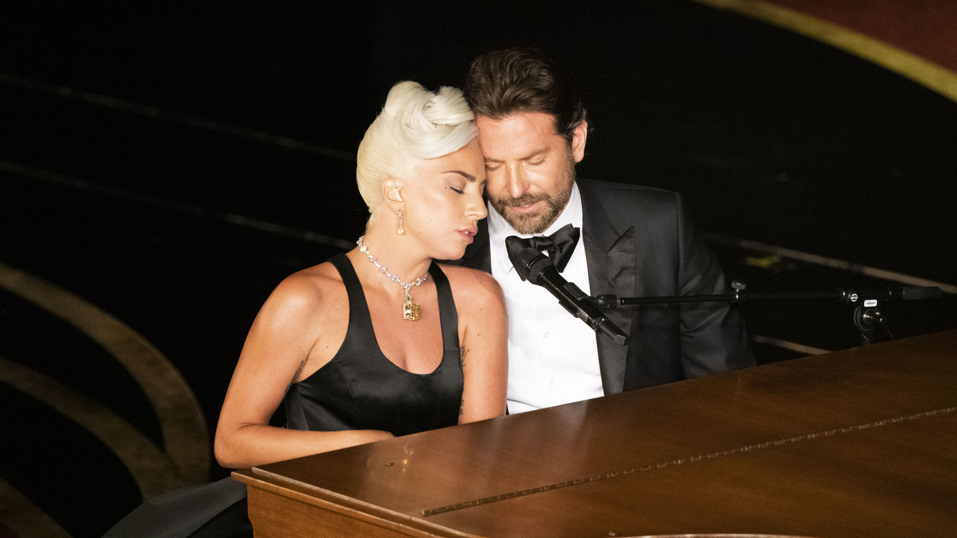 Lady Gaga and Bradley Cooper perform at the Academy Awards on Feb. 24, 2019. (Credit: Ed Herrera via Getty Images)