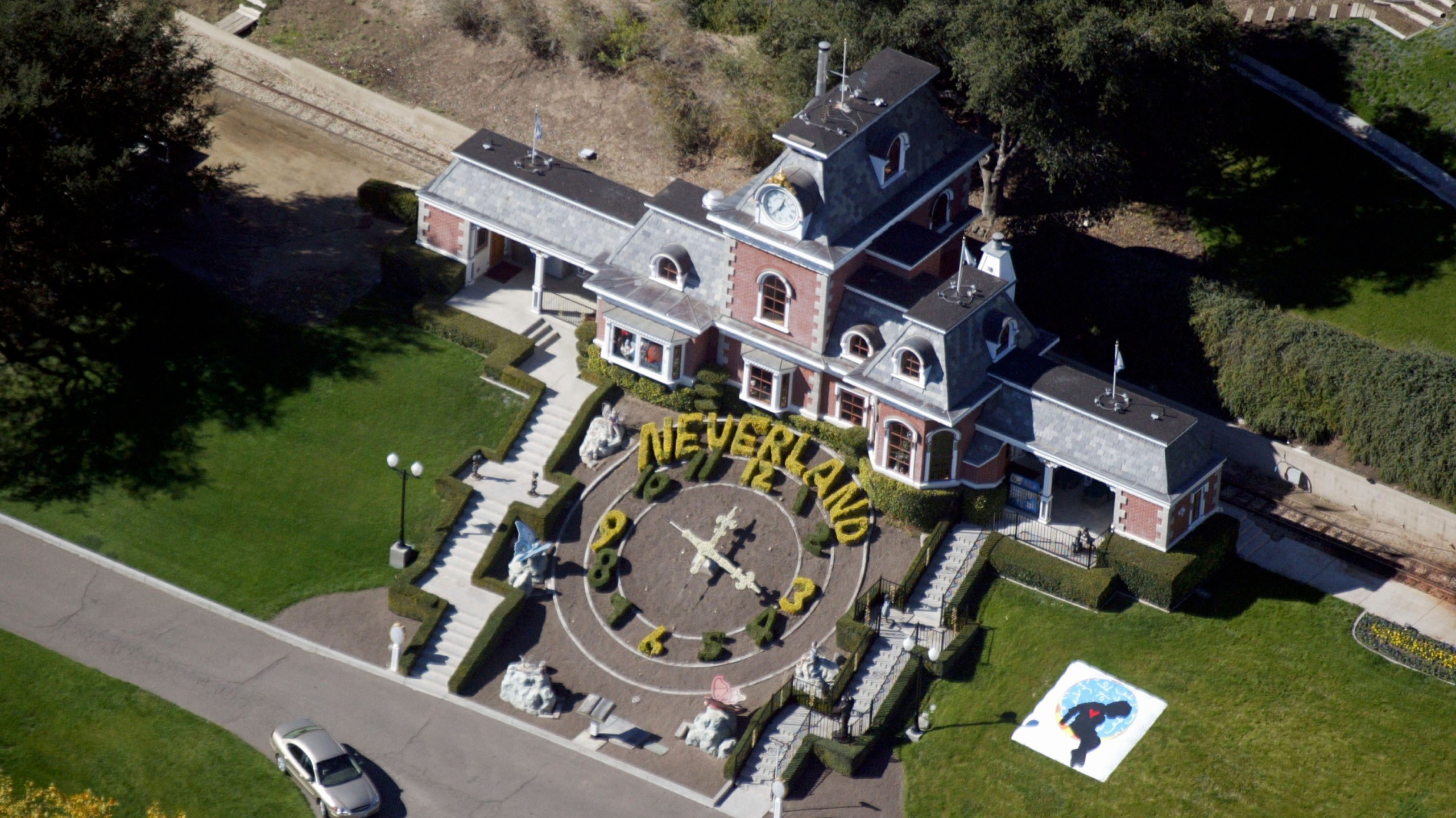 Michael Jackson's Neverland Ranch is seen on Nov. 18, 2003 outside of Santa Barbara. (Frazer Harrison/Getty Images)