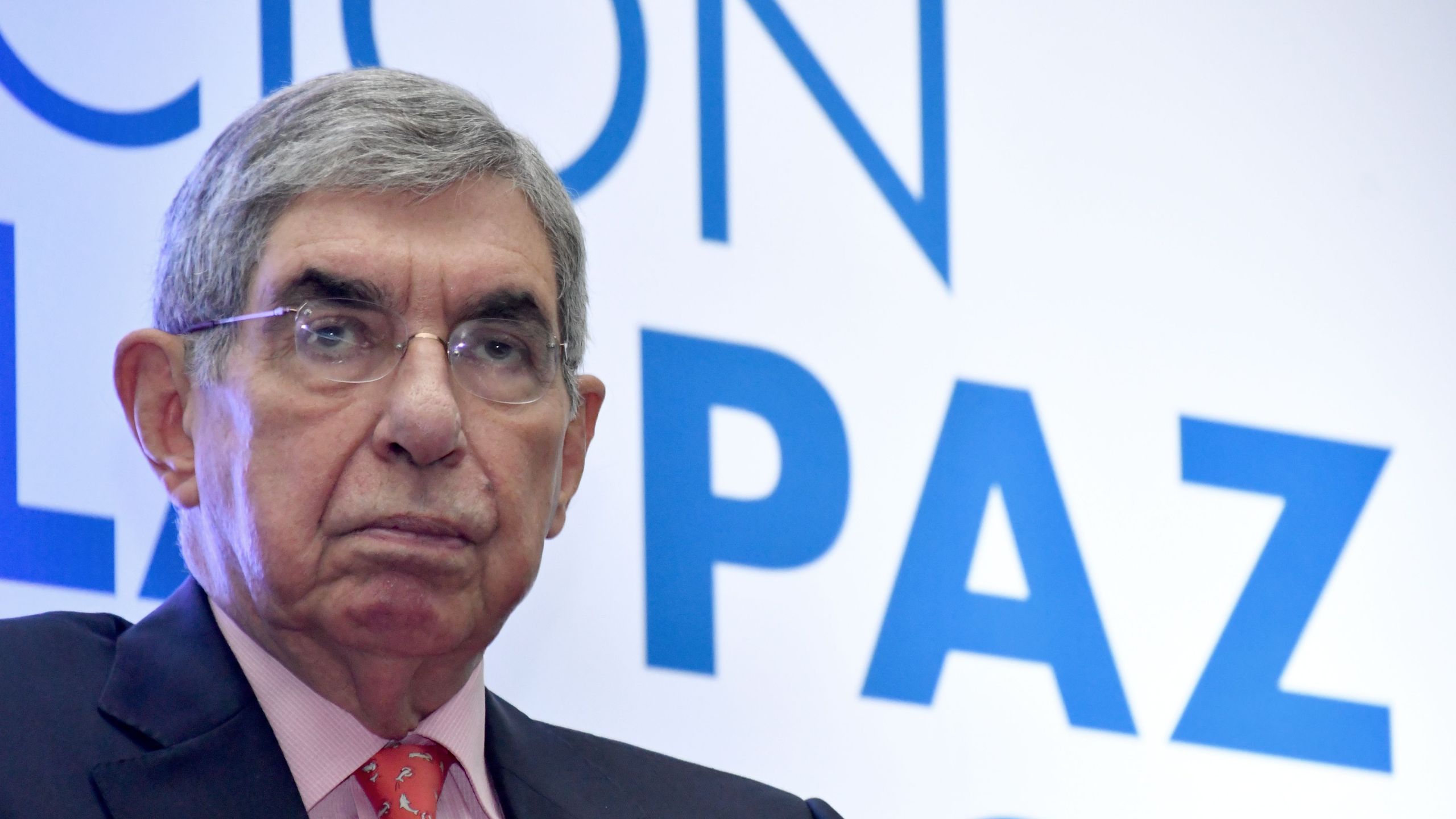 Former Costa Rican president and Nobel Peace Prize-winner Oscar Arias Sanchez, attends the closing ceremony of the Commemoration for the 30 years of the Central American Peace Accord in San Jose, Costa Rica on Aug. 11, 2017. (Credit: EZEQUIEL BECERRA/AFP/Getty Images)