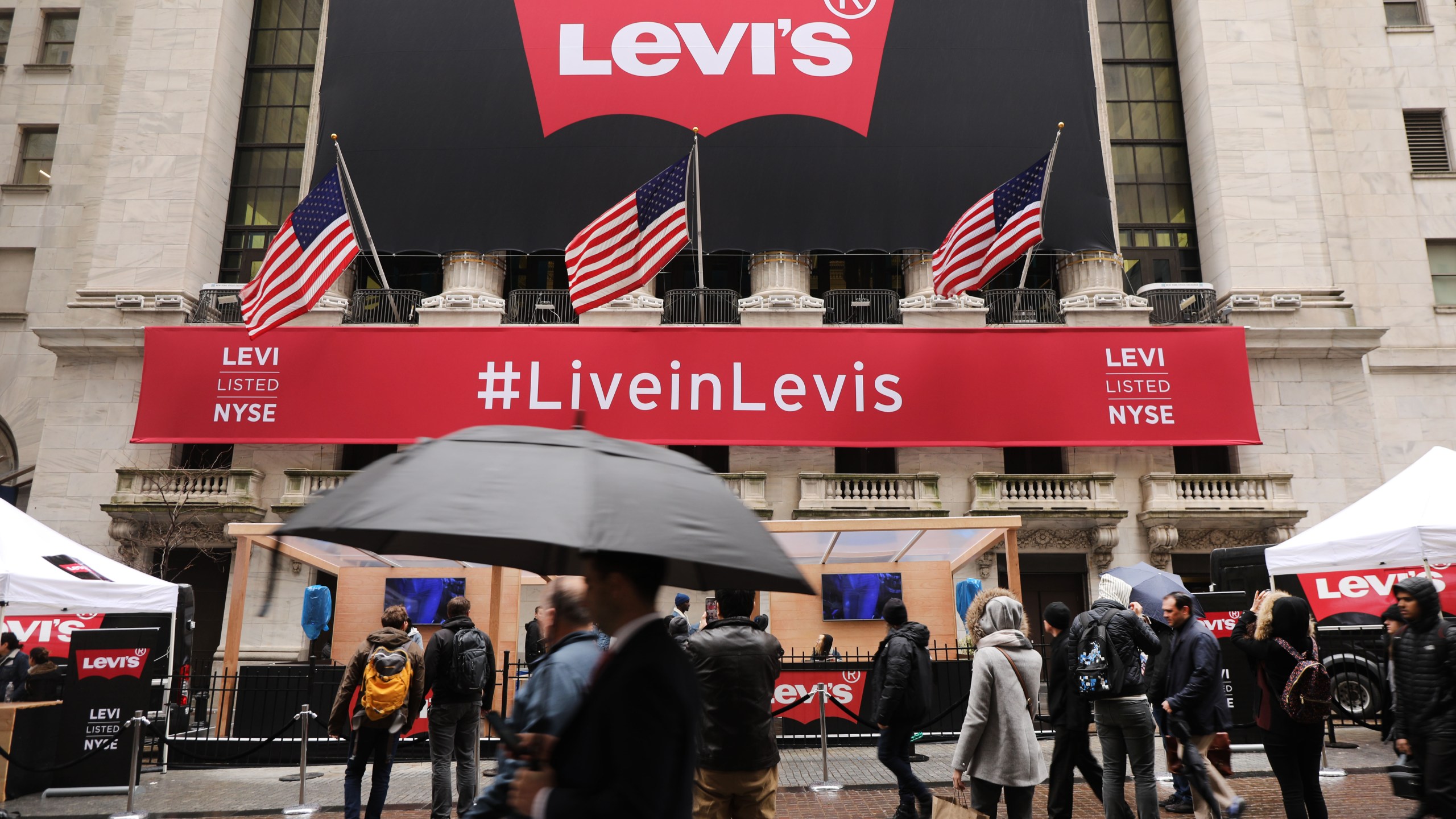 A Levi's banner hangs from the New York Stock Exchange on the day that Levi Strauss has returned to the stock market with an IPO on March 21, 2019 in New York City. (Credit: Spencer Platt/Getty Images)