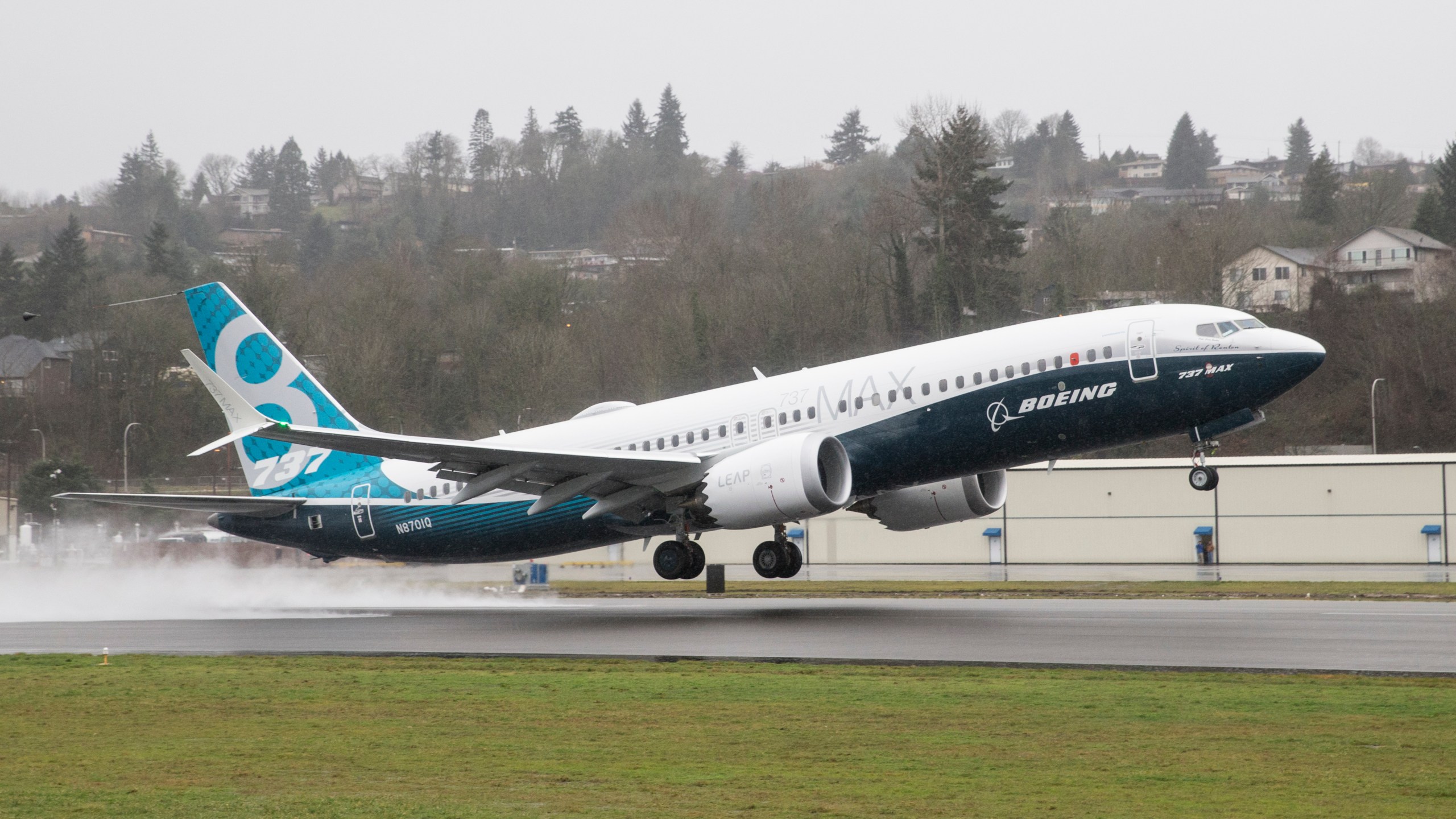 A Boeing 737 MAX 8 airliner lifts off for its first flight on January 29, 2016 in Renton, Washington. (Credit: Stephen Brashear/Getty Images)