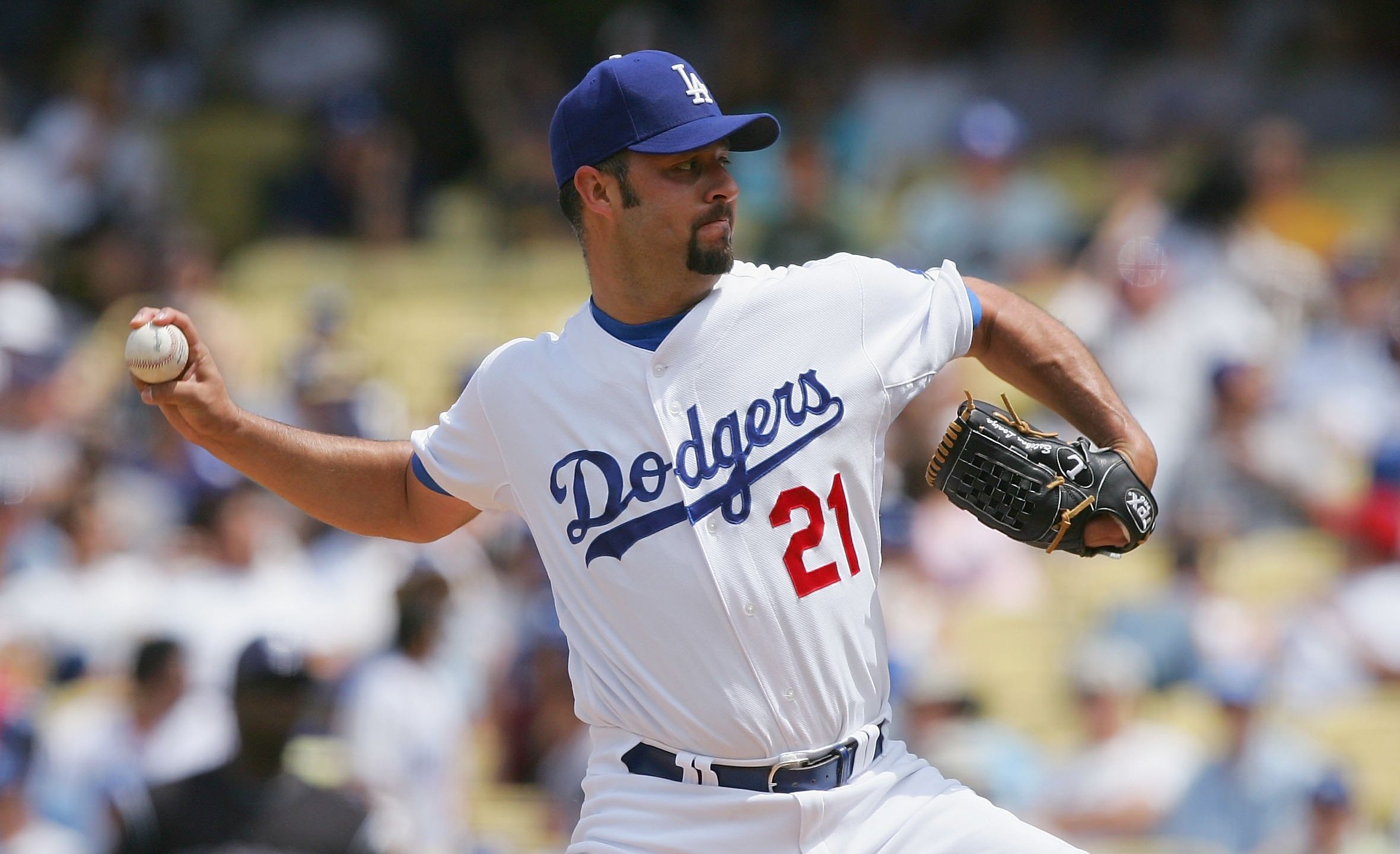 Esteban Loaiza of the Los Angeles Dodgers pitches against the Colorado Rockies at Dodger Stadium on April 27, 2008. (Credit: Lisa Blumenfeld / Getty Images)