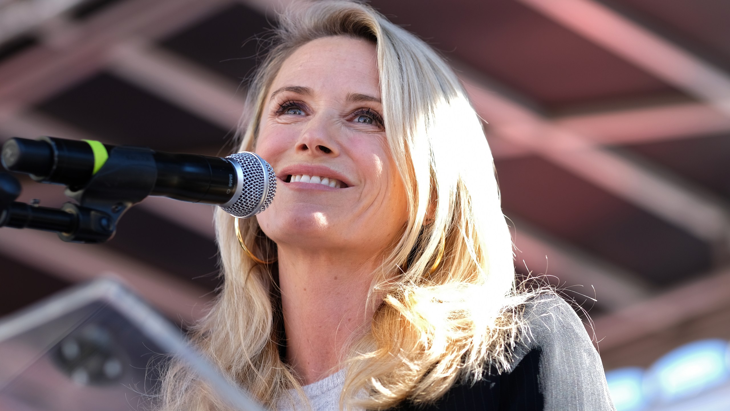 First partner of California Jennifer Siebel Newsom speaks at the Women's March in Los Angeles on Jan. 19, 2019. (Credit: Sarah Morris / Getty Images)