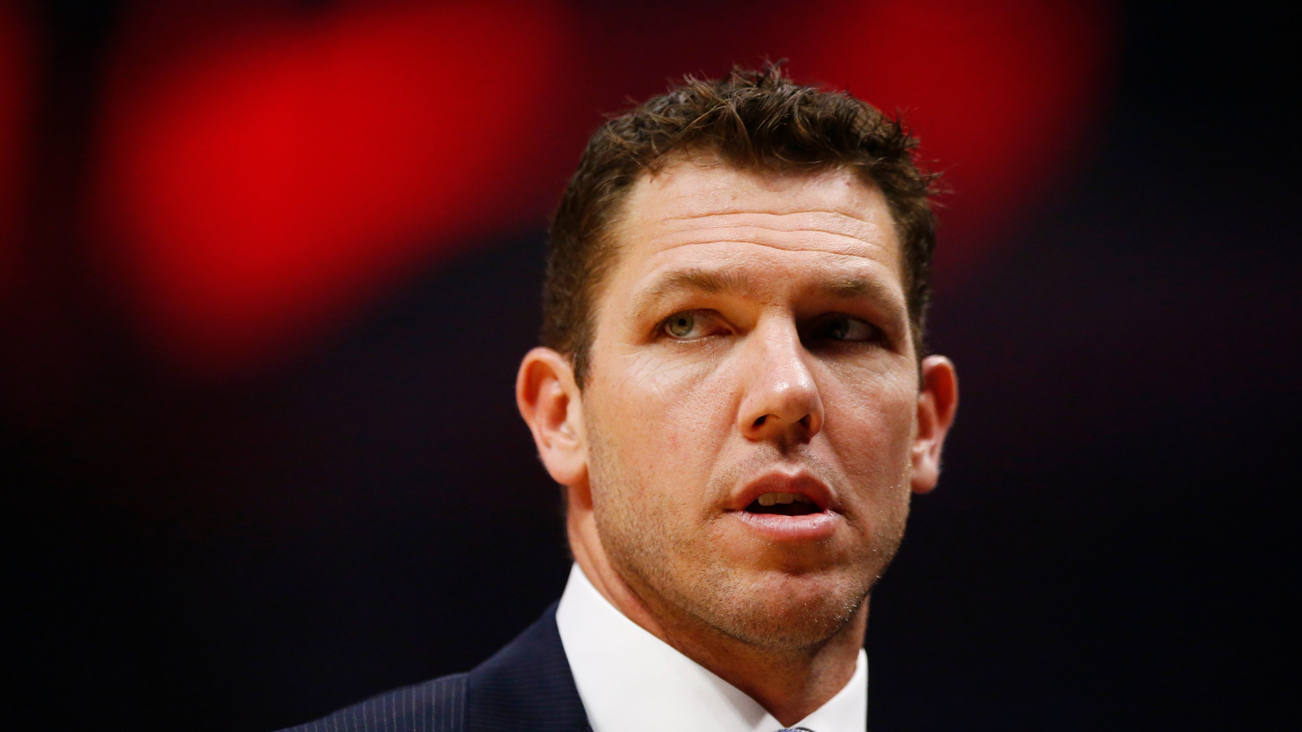 Los Angeles Lakers coach Luke Walton looks on during the first half of the game against the L.A. Clippers at Staples Center on April 5, 2019. (Credit: Yong Teck Lim / Getty Images)