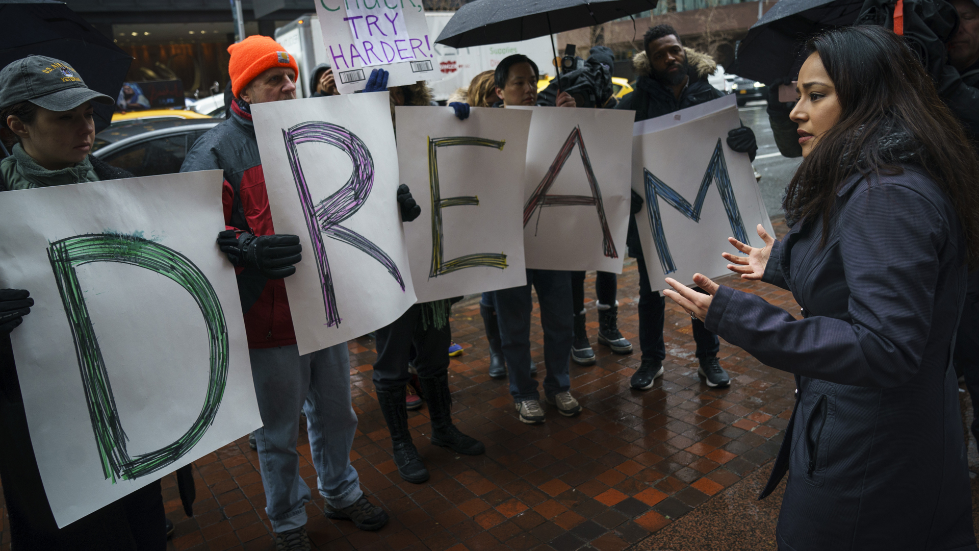 Activists rally for the passage of a 'clean' Dream Act, one without additional security or enforcement measures, outside the New York office of Sen. Chuck Schumer (D-NY), January 17, 2018 in New York City. (Credit: Drew Angerer/Getty Images)