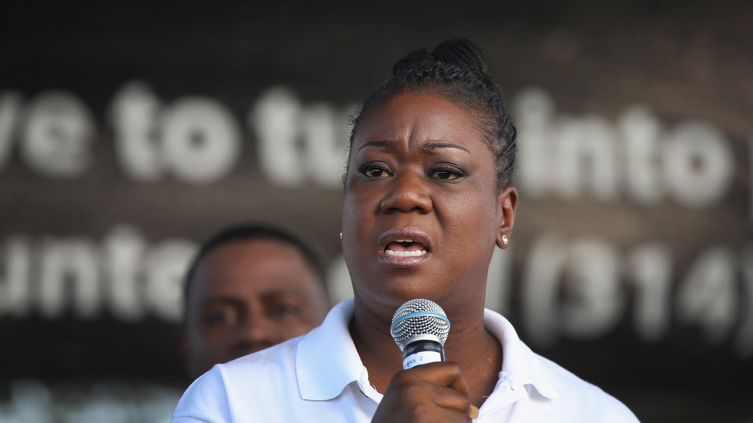 Sybrina Fulton, the mother of Trayvon Martin, speaks at Peace Fest in Forest Park on August 24, 2014 in St. Louis, Missouri. (Credit: Scott Olson/Getty Images)