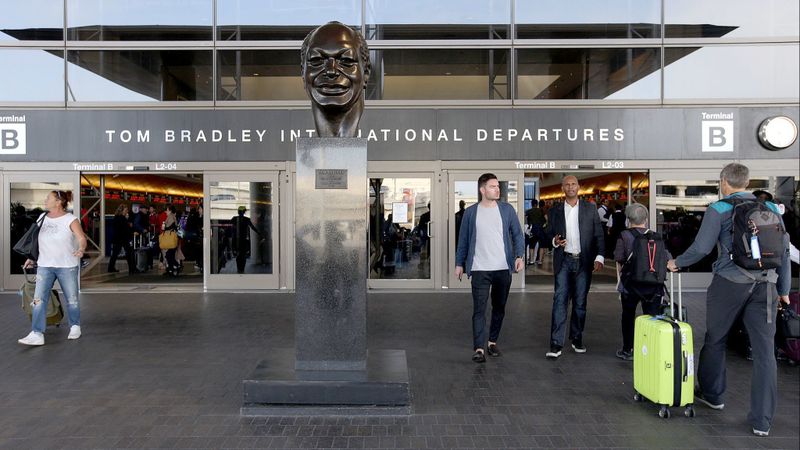 The Tom Bradley International Terminal at Los Angeles International Airport is shown in this undated photo. (Credit: Kirk McKoy / Los Angeles Times)