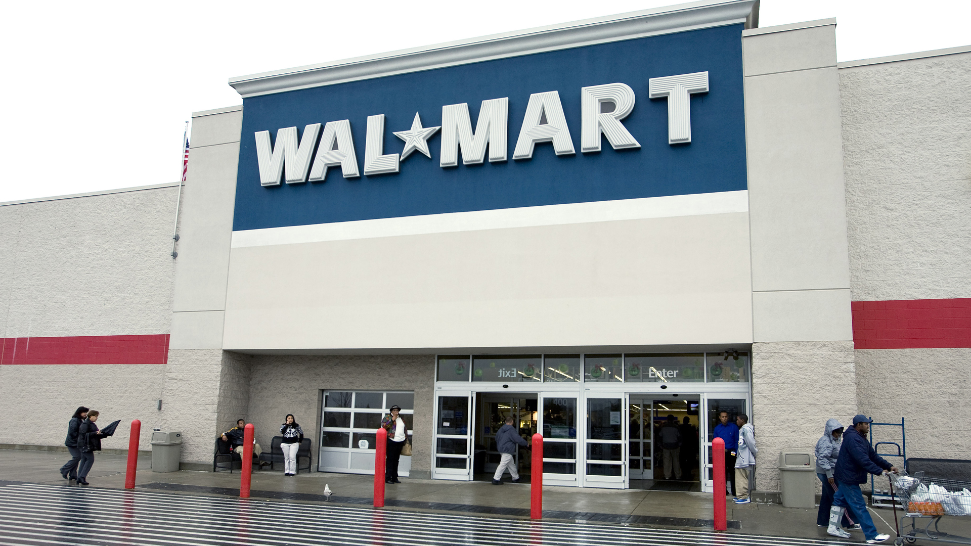 A Walmart in New Jersey is seen in this file photo from 2007. (Credit: Jeff Zelevansky/Getty Images