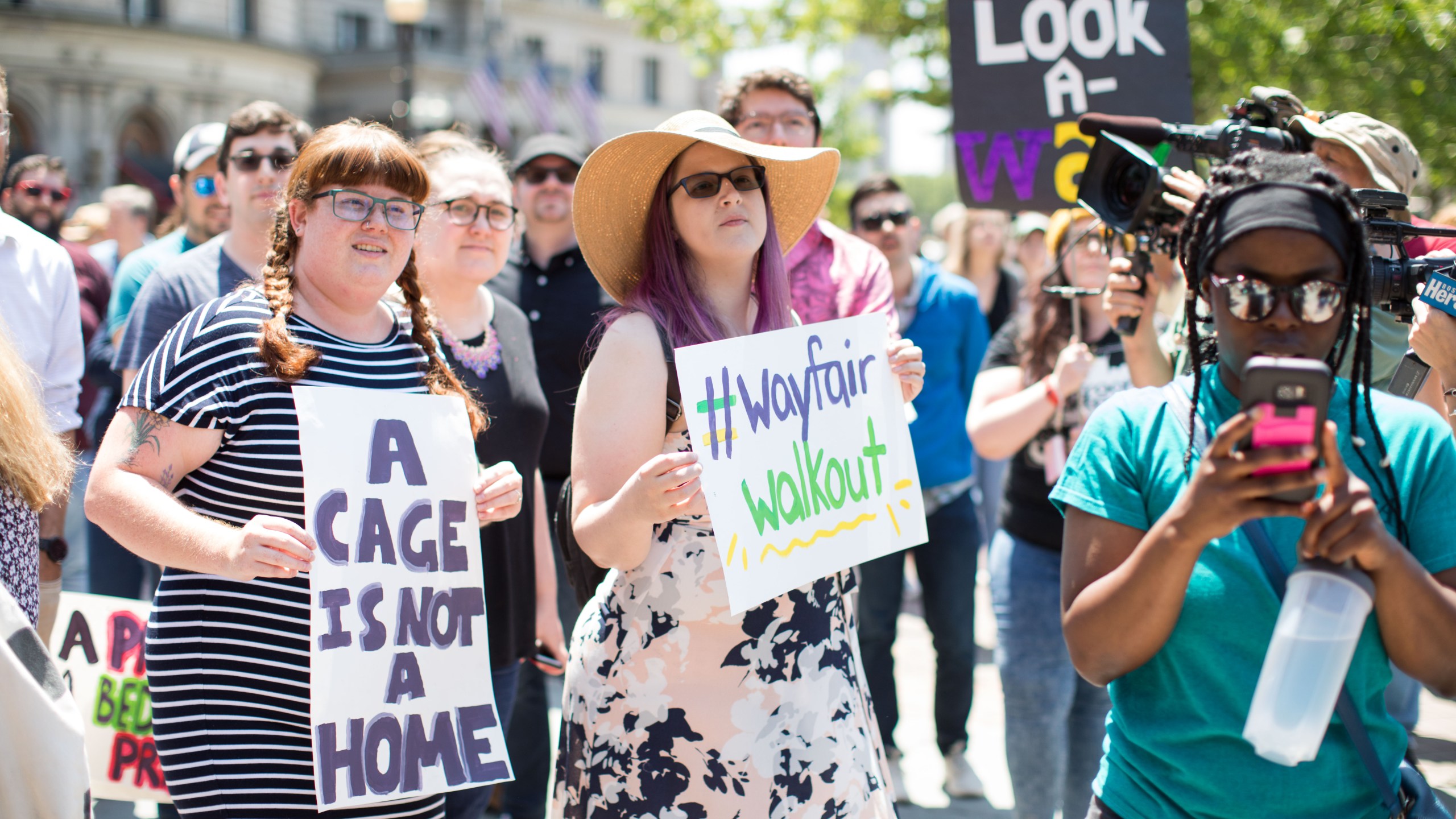 Wayfair employees in Boston participate in a walkout after the company sold more than $200,000 in bedroom furniture to a Texas detention facility for migrant children on June 26, 2019. (Credit: Scott Eisen/Getty Images)