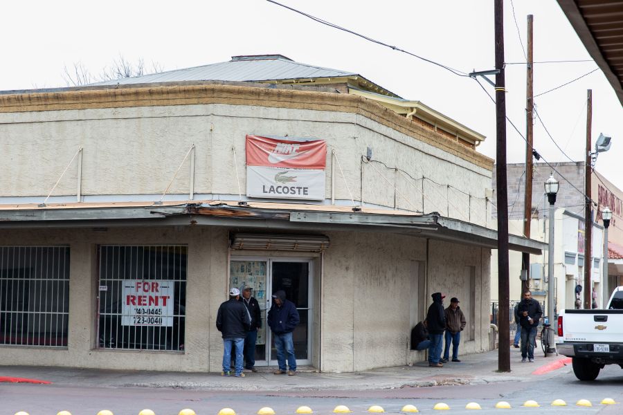 This picture shows a closed storefront in Laredo, Texas, on Jan. 14, 2019. Thousands of people cross back and forth every day, in cars or on foot, between Laredo, Texas and its sister city, Nuevo Laredo, in the Mexican state of Tamaulipas.(Credit: SUZANNE CORDEIRO/AFP/Getty Images)