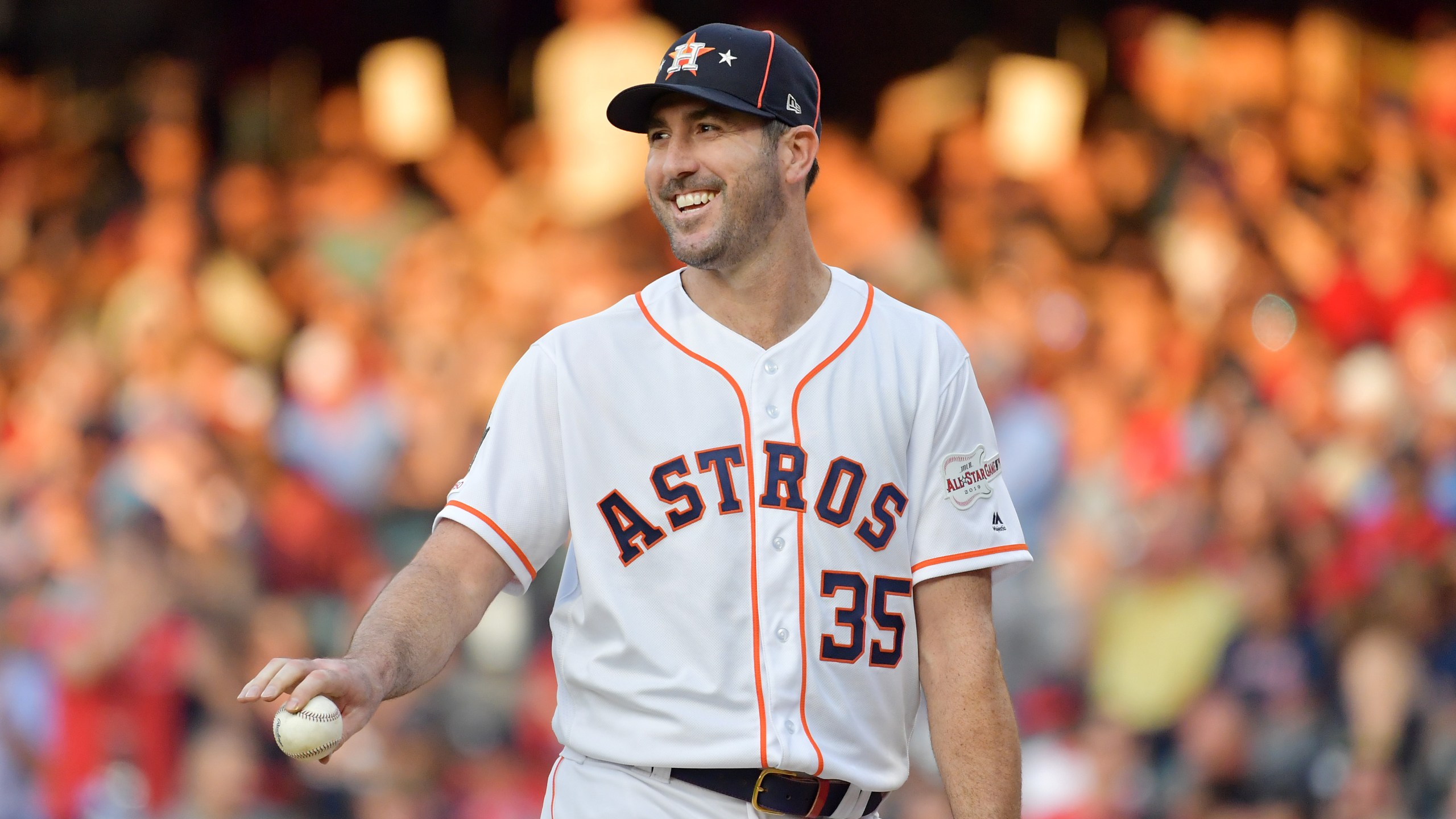 Justin Verlander #35 of the Houston Astros and the American League reacts during the 2019 MLB All-Star Game, presented by Mastercard at Progressive Field on July 09, 2019 in Cleveland, Ohio. (Credit: Jason Miller/Getty Images)