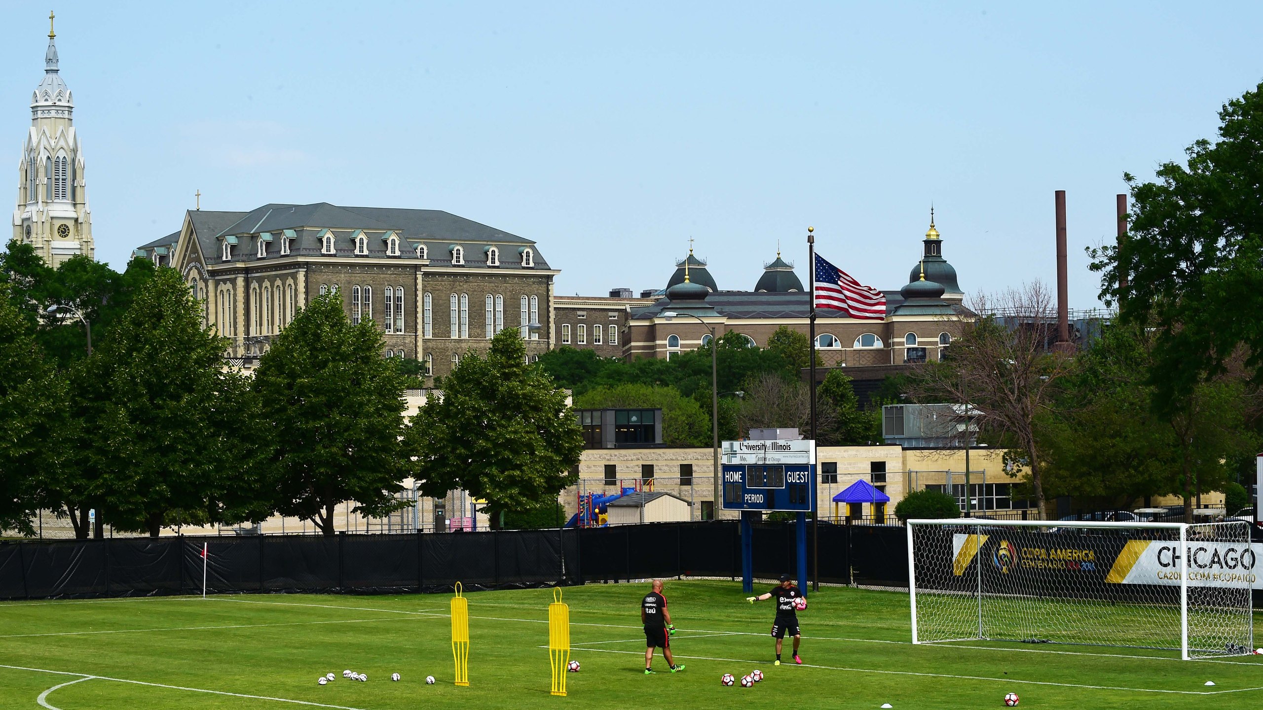 General view of the University of Illinois in Chicago as Chile's national soccer team attends a training session on June 20, 2016. (Credit: Alfredo Estrella / AFP / Getty Images)